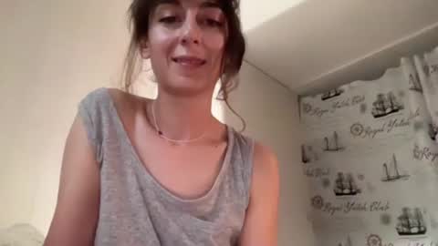 Snapshot of shekitty chatting on July 16, 5:52 pm shekitty online show from July 16, 5:52 pm