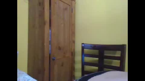 Snapshot of shelbyannn chatting on April 23, 2:46 am Red online show from April 23, 2:46 am