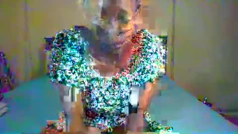 Snapshot of shelia420715 chatting on January 10, 8:51 am shelia420715 online show from January 10, 8:51 am