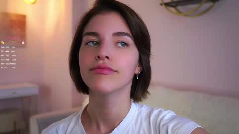 Alex online show from October 8, 1:25 am