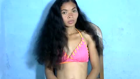 Snapshot of shena_power chatting on May 15, 10:33 am Stasy online show from May 15, 10:33 am