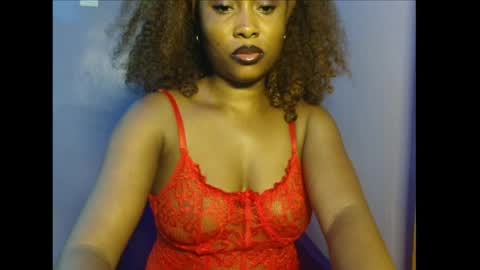Snapshot of shena_xnomy chatting on July 5, 7:26 am Favour online show from July 5, 7:26 am