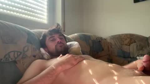 Snapshot of shenjungle1 chatting on September 14, 2:05 pm shenjungle1 online show from September 14, 2:05 pm