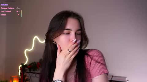 Snapshot of sheragroepper chatting on February 6, 6:11 pm Mira online show from February 6, 6:11 pm