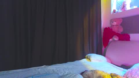 Snapshot of sherbru chatting on January 18, 12:25 am Sher online show from January 18, 12:25 am