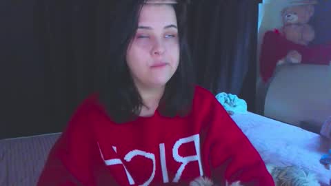 Snapshot of sherbru chatting on February 5, 11:53 pm Sher online show from February 5, 11:53 pm