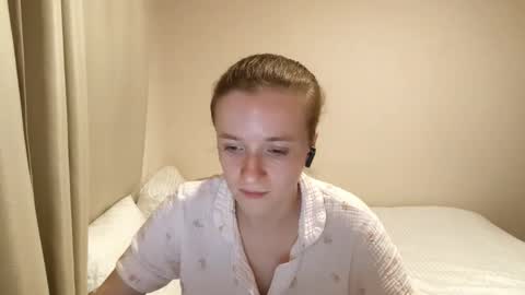 Jolyn online show from September 26, 6:01 pm