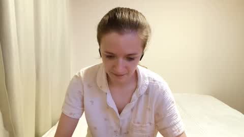 Jolyn online show from September 29, 8:24 pm