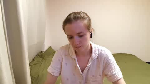 Jolyn online show from October 6, 7:33 pm