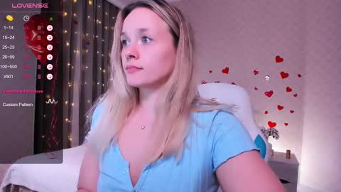 Snapshot of sherill_brill chatting on February 20, 8:58 pm Sheril online show from February 20, 8:58 pm