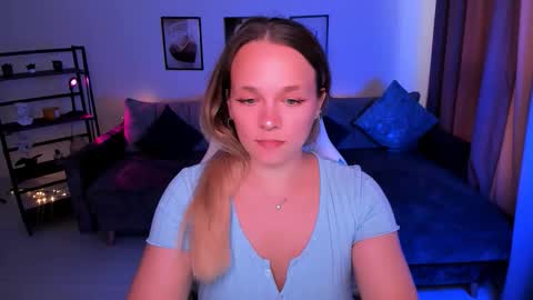 Snapshot of sherill_brill chatting on September 25, 2:54 pm Sheril online show from September 25, 2:54 pm