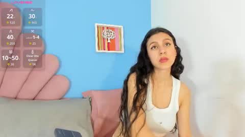 Snapshot of shery_milk chatting on July 18, 12:09 pm Shery online show from July 18, 12:09 pm