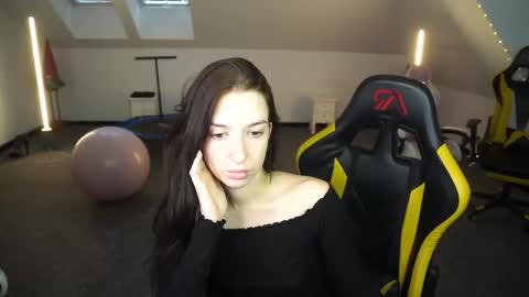 Sheryl online show from October 10, 10:14 am