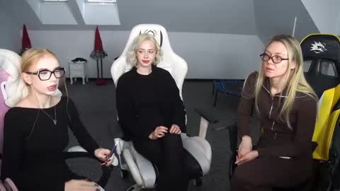 Sheryl online show from October 16, 10:38 am