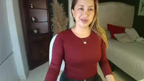sheryl_jones online show from July 13, 10:18 am
