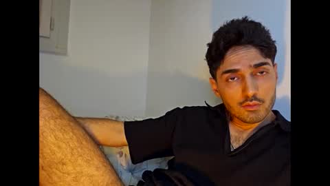 Snapshot of shhervin chatting on February 28, 3:35 pm shhervin online show from February 28, 3:35 pm