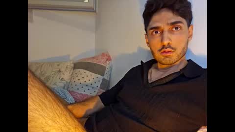 Snapshot of shhervin chatting on March 2, 12:45 pm shhervin online show from March 2, 12:45 pm