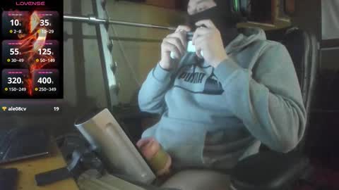 Snapshot of shibashamu chatting on November 26, 3:18 am Daddy online show from November 26, 3:18 am