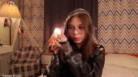 Snapshot of shickshackshock chatting on October 29, 11:56 am Iris online show from October 29, 11:56 am