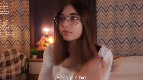 Snapshot of shickshackshock chatting on November 5, 11:10 am Iris online show from November 5, 11:10 am