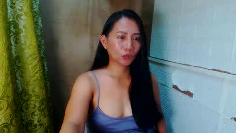 Snapshot of shinecathy chatting on October 22, 7:19 am shine online show from October 22, 7:19 am