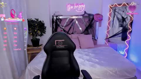 shinedark_tay online show from October 31, 3:18 am