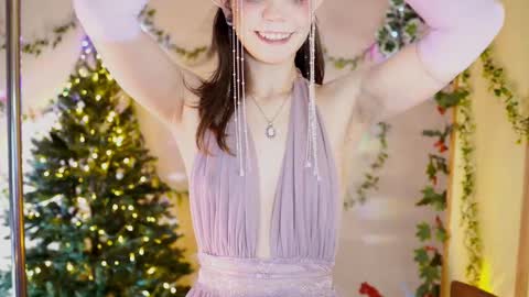 Snapshot of shiny_jail chatting on December 20, 11:37 pm JennyMira THANK YOU FOR 77 777 online show from December 20, 11:37 pm