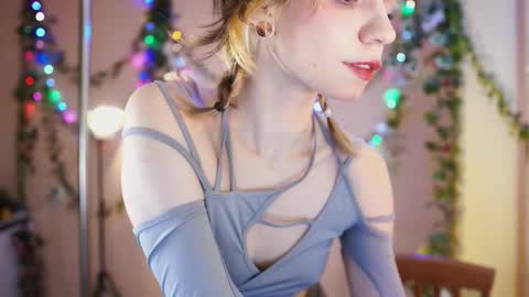 Snapshot of shiny_jail chatting on November 5, 1:05 am JennyMira THANK YOU FOR 77 777 online show from November 5, 1:05 am