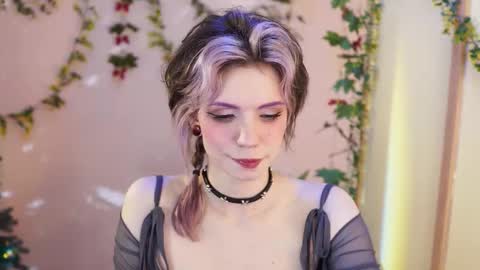 Snapshot of shiny_jail chatting on December 13, 7:53 pm JennyMira THANK YOU FOR 77 777 online show from December 13, 7:53 pm