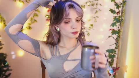 Snapshot of shiny_jail chatting on December 18, 12:38 am JennyMira THANK YOU FOR 77 777 online show from December 18, 12:38 am