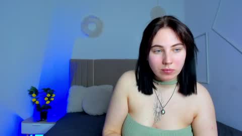 Snapshot of shiraazsh chatting on May 25, 8:26 pm shiraazsh online show from May 25, 8:26 pm