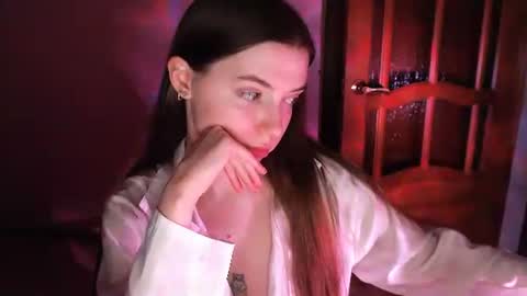 shiraha___rafieru online show from February 16, 11:12 pm