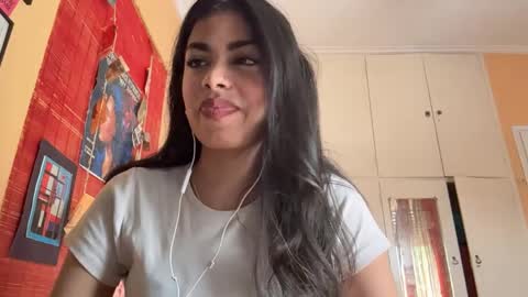 Karin online show from April 3, 7:50 am