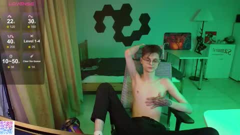 shiromy_ online show from February 26, 5:34 pm