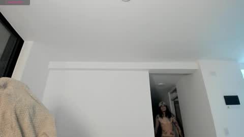 Snapshot of shiryu_ak chatting on November 30, 12:36 am -- online show from November 30, 12:36 am