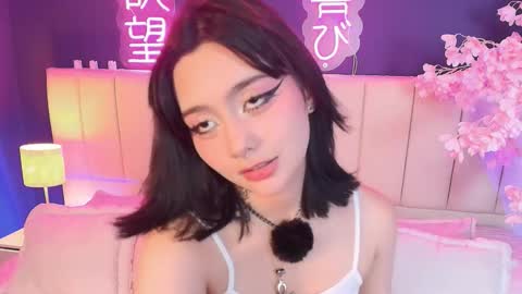 Snapshot of shizuko___ chatting on February 19, 8:38 pm Valentina online show from February 19, 8:38 pm