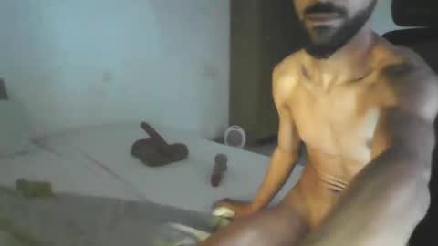 Snapshot of shji25 chatting on April 7, 9:26 pm shi25 online show from April 7, 9:26 pm