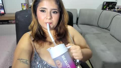 Snapshot of shofia_beltran chatting on February 27, 11:15 pm Shofia Beltran online show from February 27, 11:15 pm