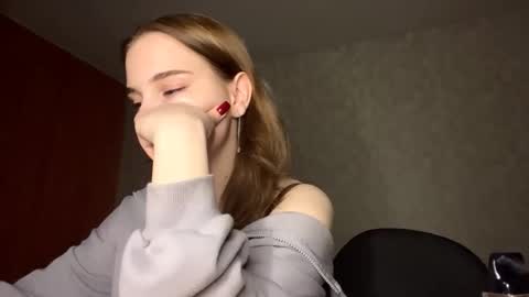 Sade online show from April 3, 7:56 pm
