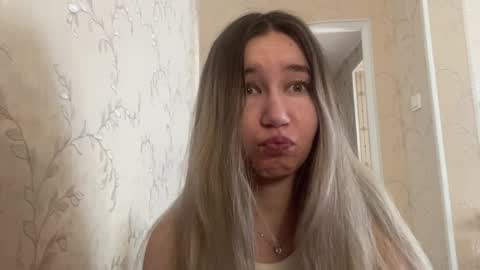 Kalisa online show from April 10, 10:09 am