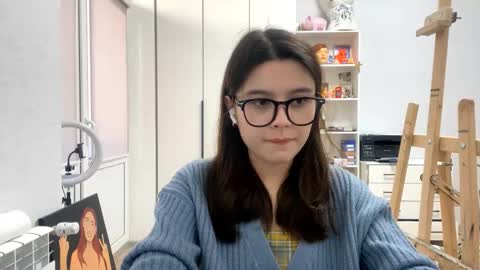 Marie online show from March 8, 2:10 pm