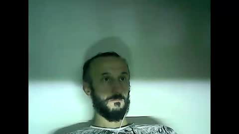 Snapshot of shooter_coool chatting on December 4, 6:39 pm shooter_coool online show from December 4, 6:39 pm