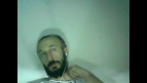 Snapshot of shooter_coool chatting on December 7, 11:23 pm shooter_coool online show from December 7, 11:23 pm