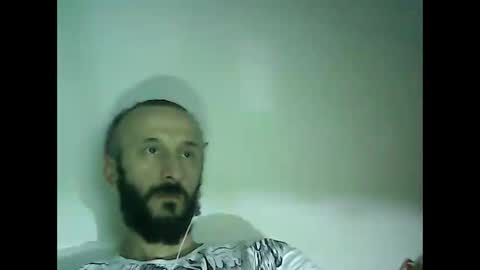 Snapshot of shooter_coool chatting on December 8, 7:00 pm shooter_coool online show from December 8, 7:00 pm