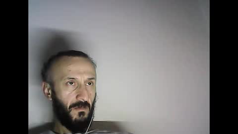 Snapshot of shooter_coool chatting on January 5, 9:47 pm shooter_coool online show from January 5, 9:47 pm
