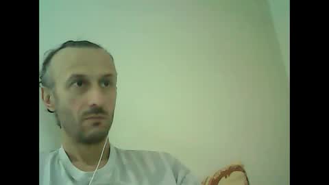 Snapshot of shooter_coool chatting on February 6, 12:59 pm shooter_coool online show from February 6, 12:59 pm