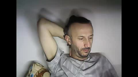 Snapshot of shooter_coool chatting on February 12, 6:51 pm shooter_coool online show from February 12, 6:51 pm