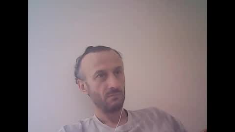 Snapshot of shooter_coool chatting on February 13, 10:02 am shooter_coool online show from February 13, 10:02 am