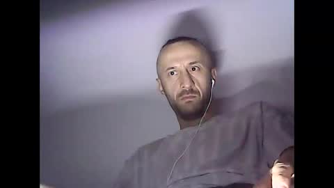 Snapshot of shooter_coool chatting on October 9, 8:51 pm shooter_coool online show from October 9, 8:51 pm