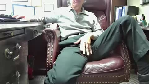 nikolas send dm for an appointment online show from October 31, 4:19 pm